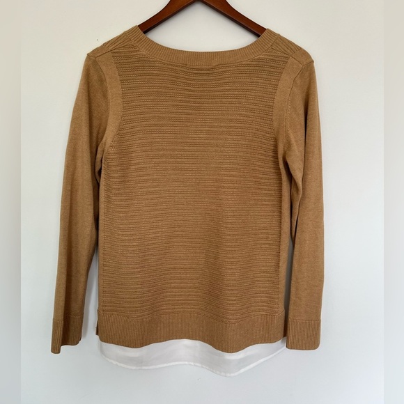 Hilary Radley Tan V-Neck Sweater with Layered Hem size small - Picture 6 of 6